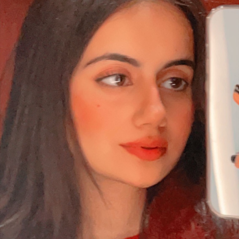 Meet your Posher, Muniba
